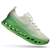 On Cloudsurfer Max shoe.