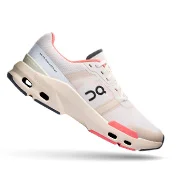 On Cloudpulse shoe.