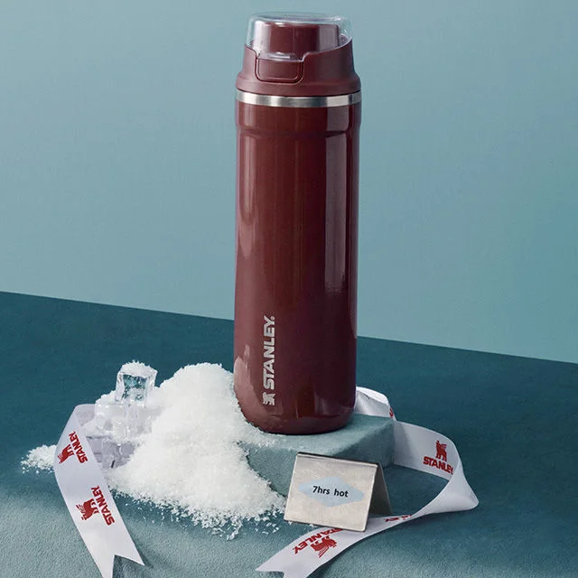 Stanley District Pulse water bottle.