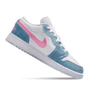 Kids' shoes