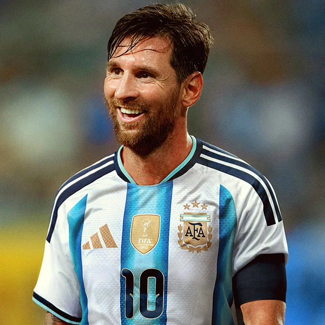 Lionel Messi in front of Argentina Flag