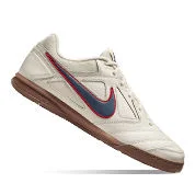 Nike Off-Field Shoes