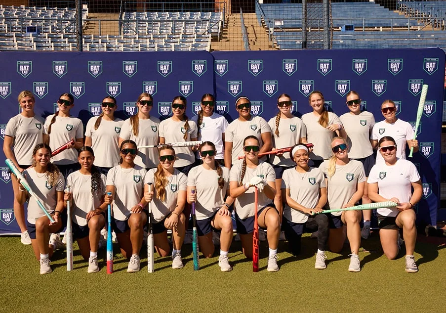 Group of softball players.