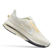 Peg Premium shoe.
