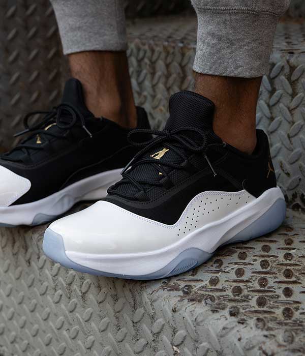 Dicks sporting 2025 goods jordan 11