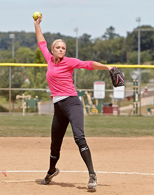 Jennie Finch pitching a softball