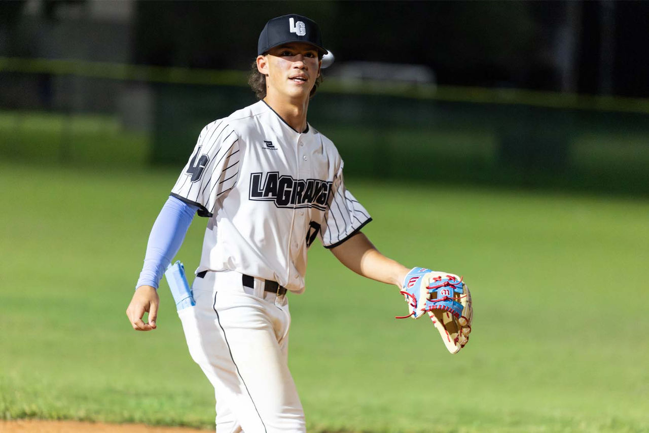 Image of a baseball player on field wearing glove