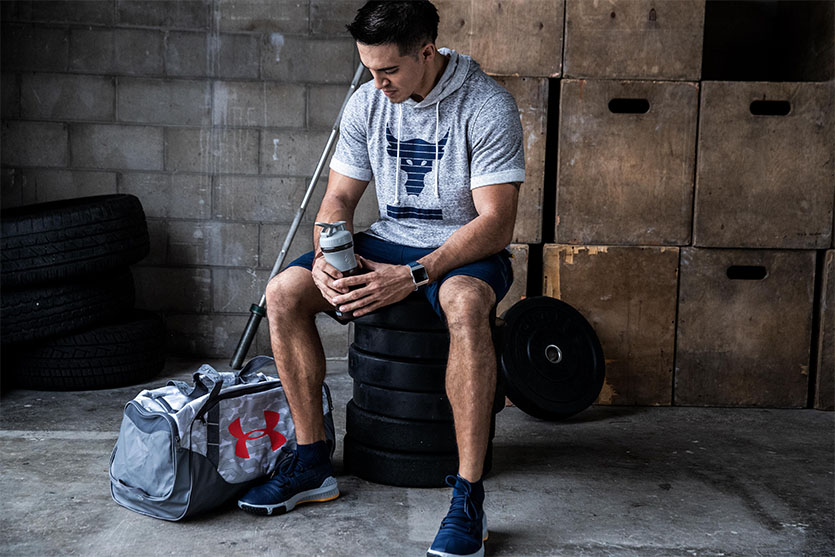 10 Gym Bag Essentials For Men