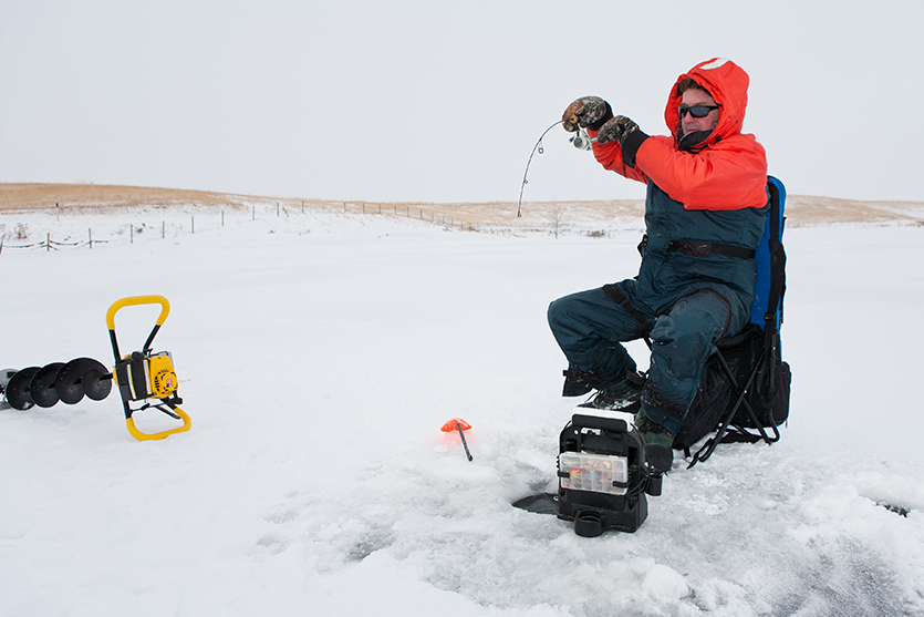 11 Ice Fishing Gear Essentials: In-Depth Guide for Beginners in