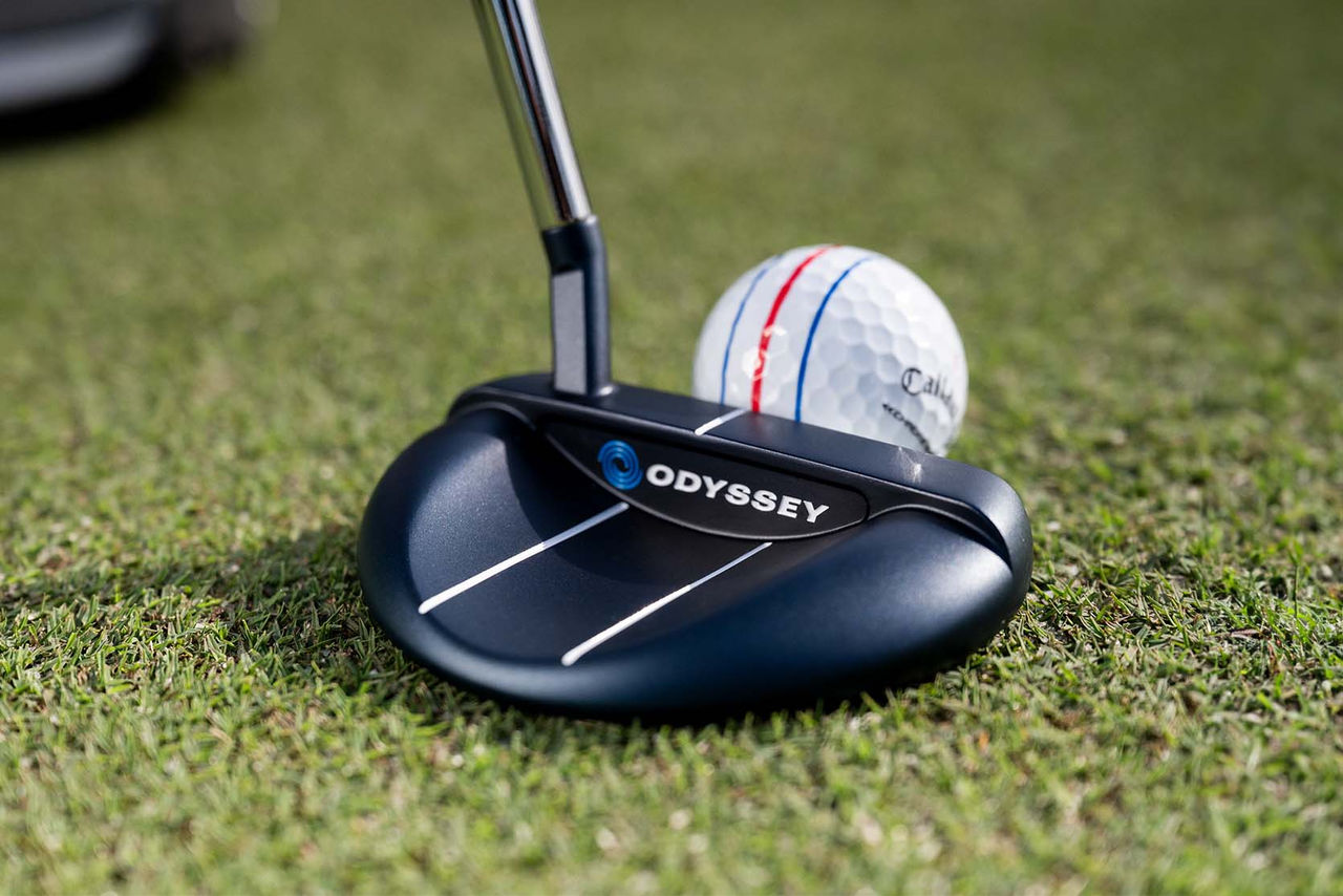 putter on ball